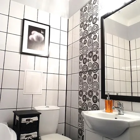 Clicktheflat Savior Square