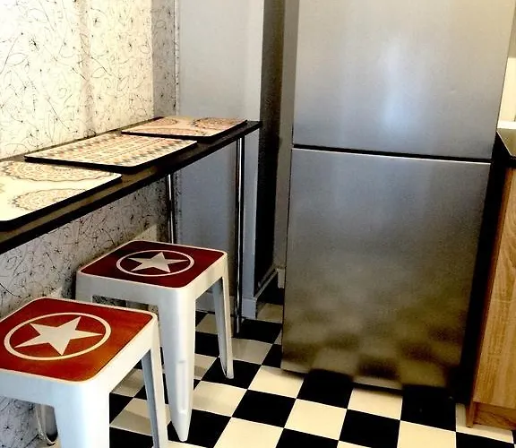 Clicktheflat Savior Square Warszawa